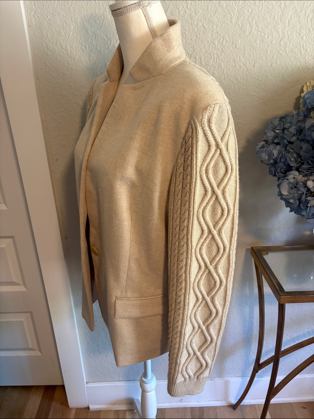 Lafayette 148 New York Cashmere Camel Color Knit-Sleeve Single-Button Blazer